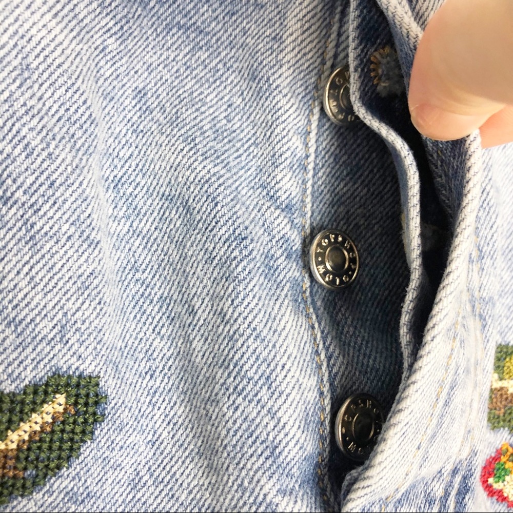 Topshop Moto Ashley Floral Cutoff Denim Jean Shorts Size 4 - Picture 3 of 7